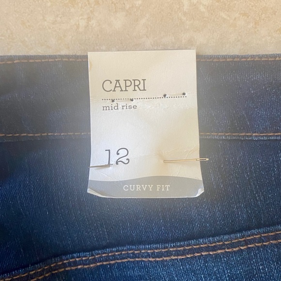 Dark Blue Jeans Cropped Capri Mid Rise 5 Pocket - Picture 5 of 8